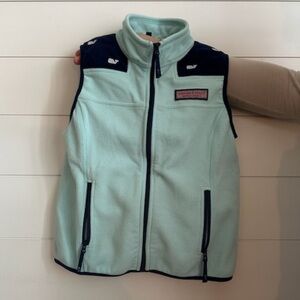 Vineyard Vines - Small